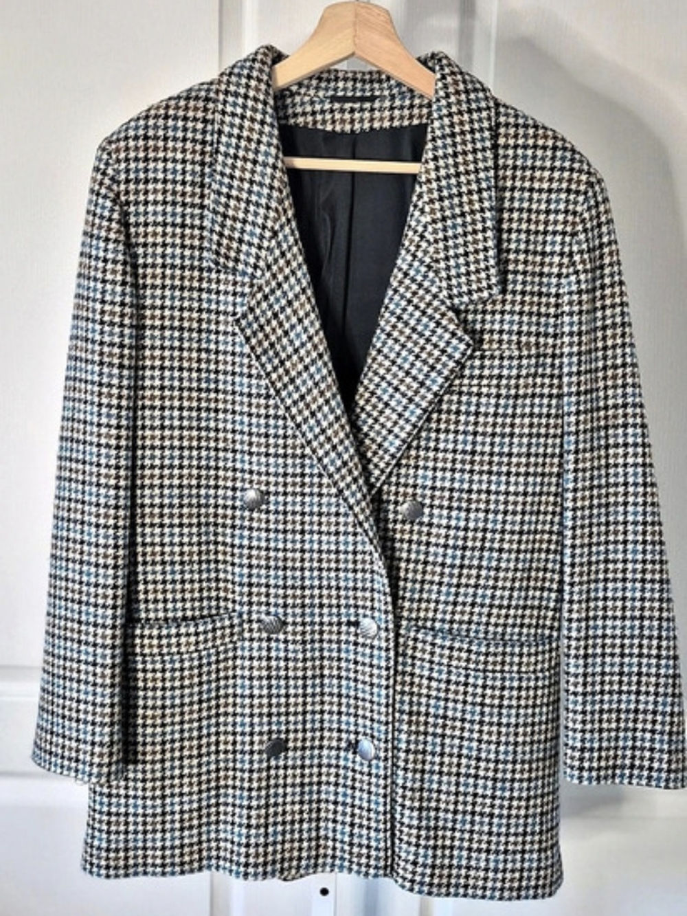 Vintage Swiss Woman's Houndstooth Blazer Size 40